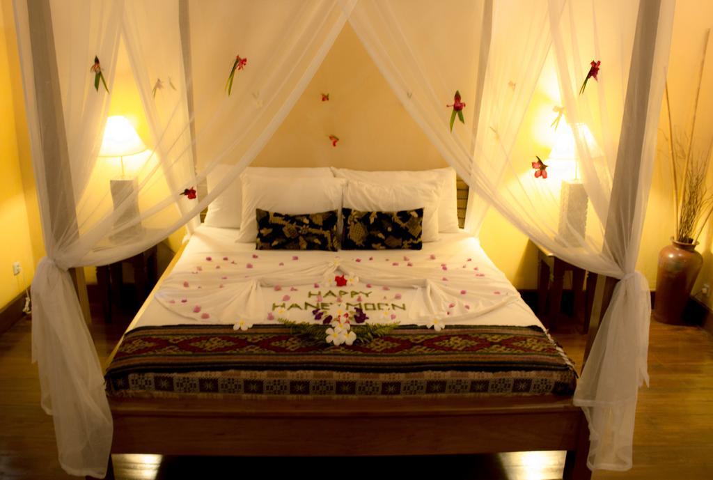 Zen Resort Bali Seririt  Exterior photo