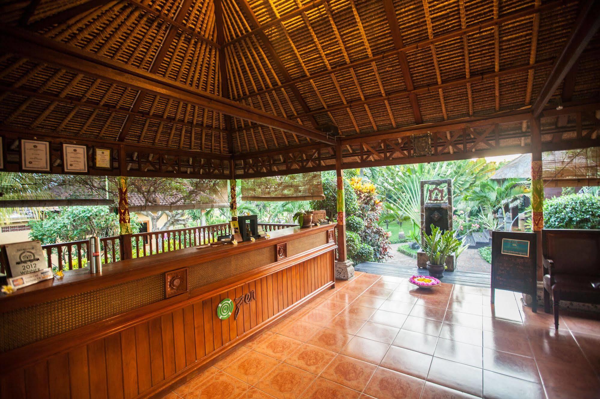Zen Resort Bali Seririt  Exterior photo