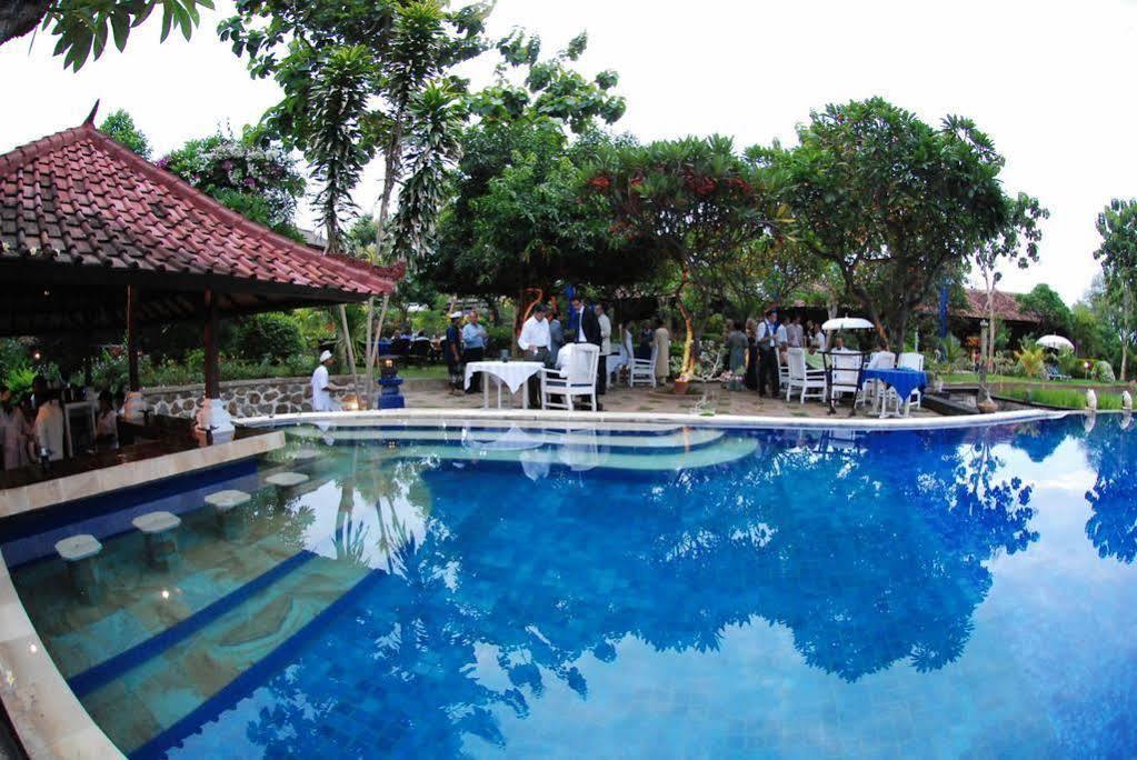 Zen Resort Bali Seririt  Exterior photo