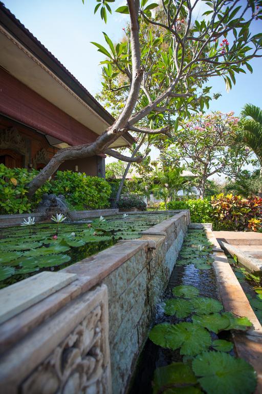 Zen Resort Bali Seririt  Exterior photo
