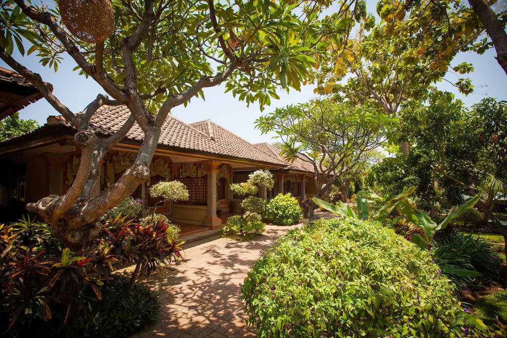 Zen Resort Bali Seririt  Exterior photo